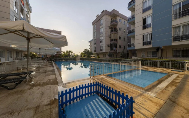 Fantastic Flat in Antalya With Shared Garden