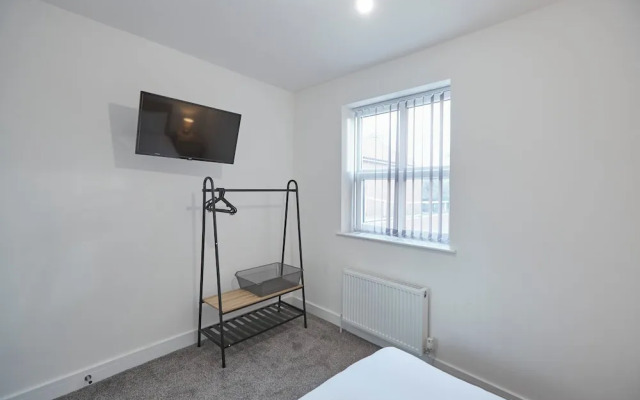 Host   Stay   Apartment 2  Loftus