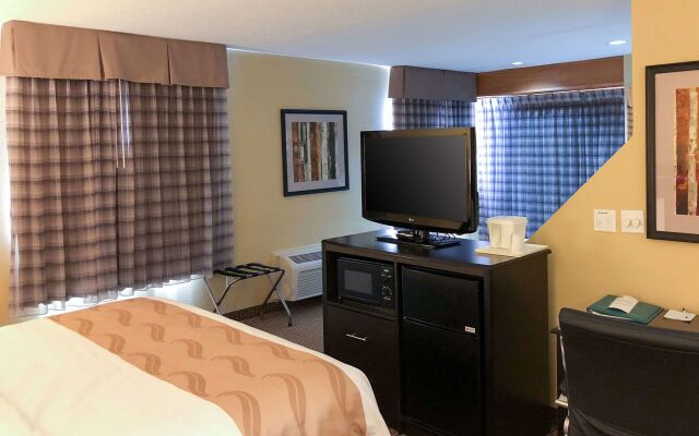 Quality Inn & Suites Sun Prairie Madison East