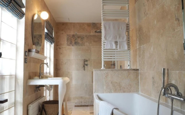 Besharat Gallery & Museum