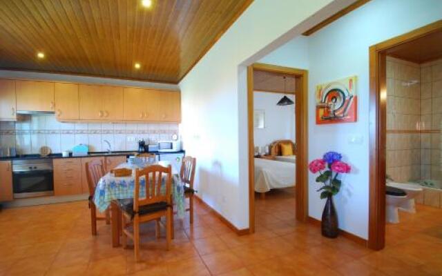 Alojamentos Flores Island