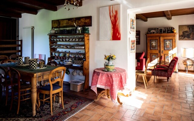 Casale Nasca In Pietra Immerso Nel Verde