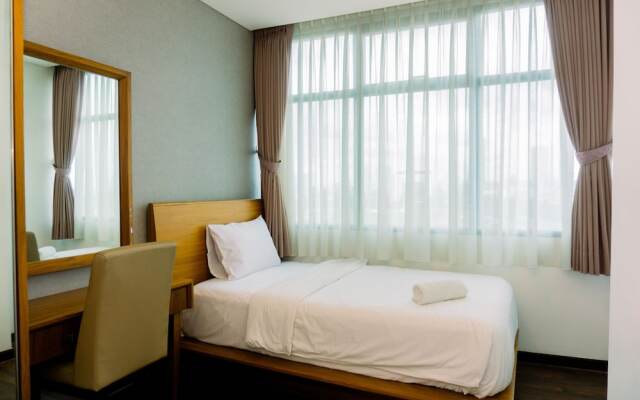 Spacious 3BR Apartment At 8th Floor Veranda Residence Puri