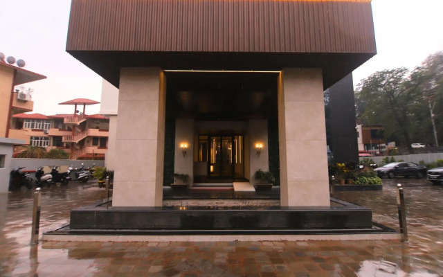 Hotel Vasundhara Palace Rishikesh
