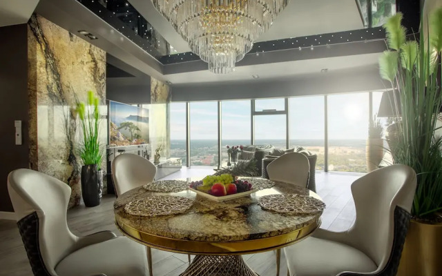 Apartments in Sky Tower with Bathtub near the window