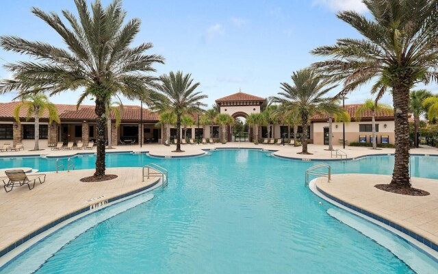 5537moc - Solterra Resort