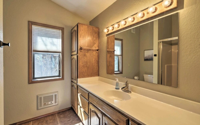 Peaceful Cabin Between Flagstaff & Sedona!