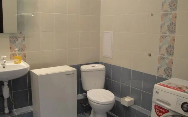 7 Квадратов на Зиповской