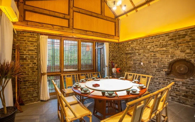 Bie You Dong Tian.Mountain home
