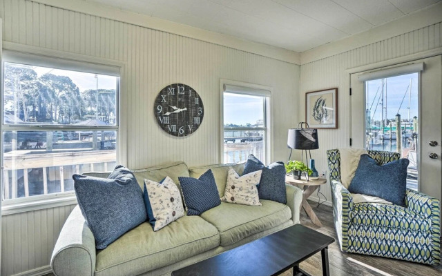 Waterfront Tarpon Springs Vacation Rental!