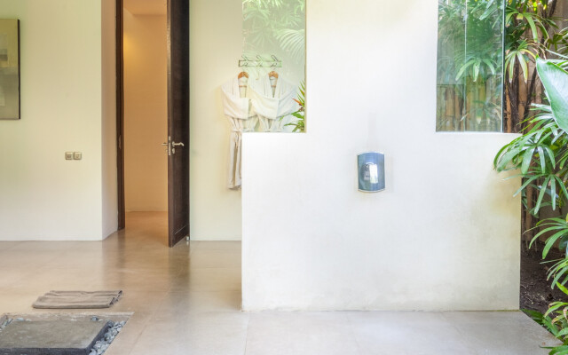 2BR Villa Alice Dua in Seminyak