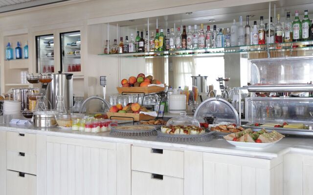 Skopelos Village Hotel