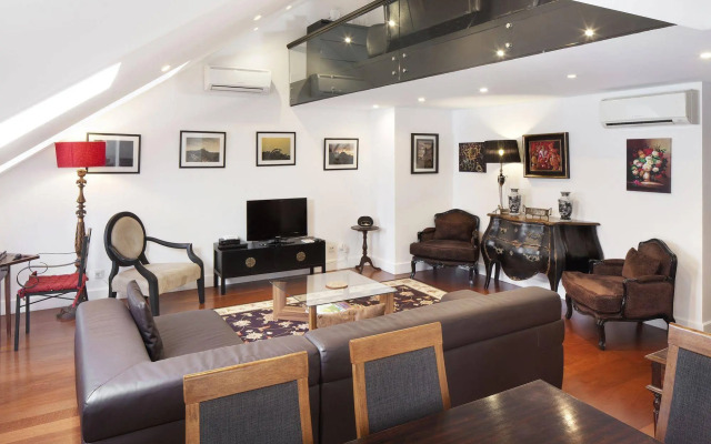 Lisbon Rentals Chiado