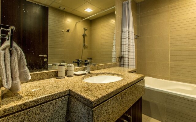 JLT - Goldcrest Executive 1 Cluster C
