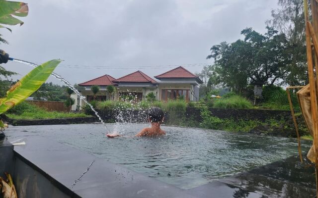 Onion Garden And Natural Hotspring