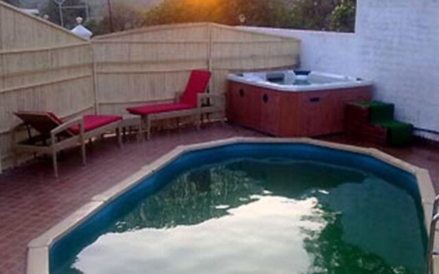 King Garden Hotel