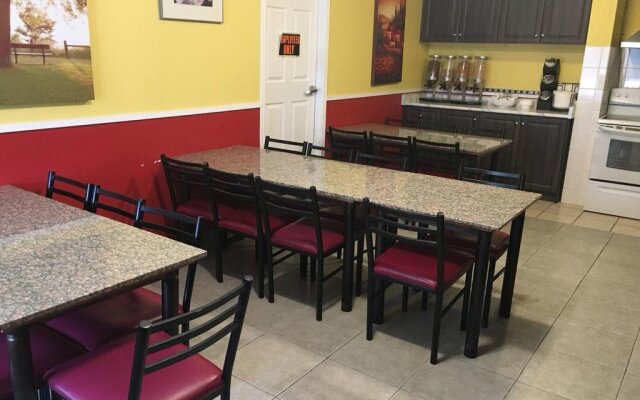 Grewals Inn and Suites by Elevate Rooms