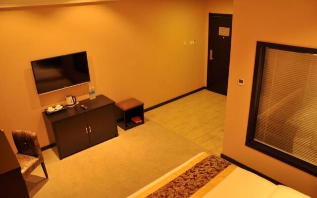Jilin Junhe Holiday Hotel