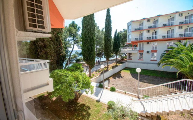 Centinera Resort & Camping