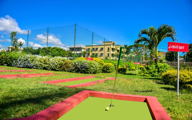 The Bay Resort , Grand Bay