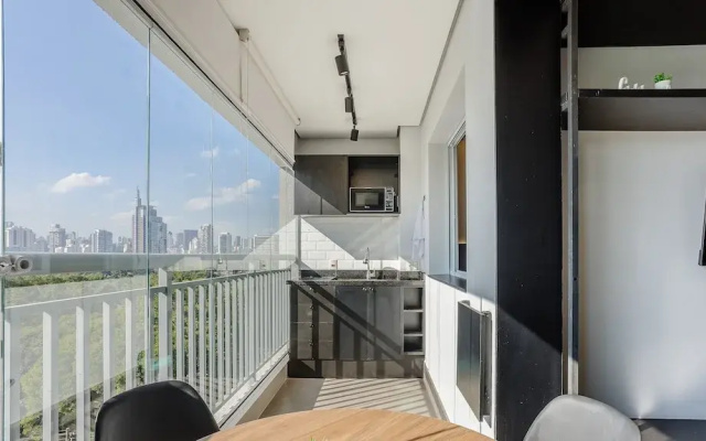 Apt w/ Gourmet Balcony 190m From the Metro Wal0714