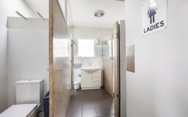 Villawood Hotel