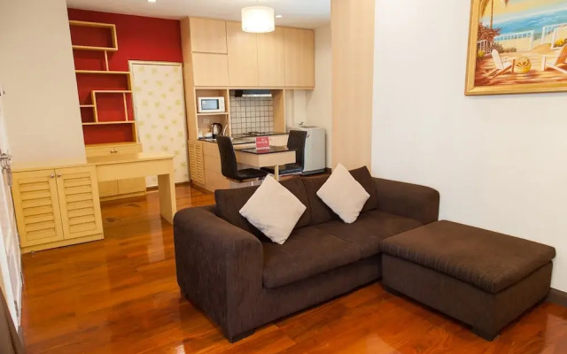 ZEN Rooms Ekkamai 10 Suites