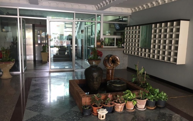 The Room Pattaya – Lobby – Pattaya