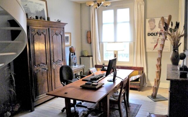 Apartment With 2 Bedrooms in Saumur, With Wonderful City View and Wifi