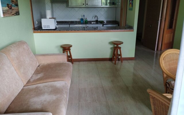 Piso En La Playa Samil 2 C