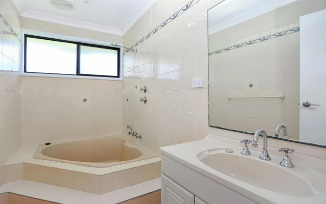 Pet Friendly on Pelican - Close to Myall River