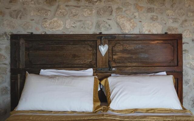 Aurora Medieval House