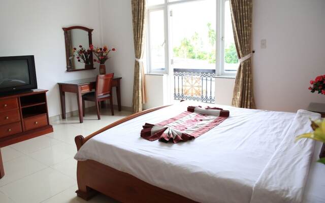 Pearl Service Apartment