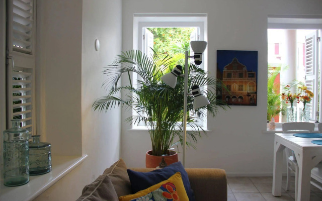 Curacao Gardens