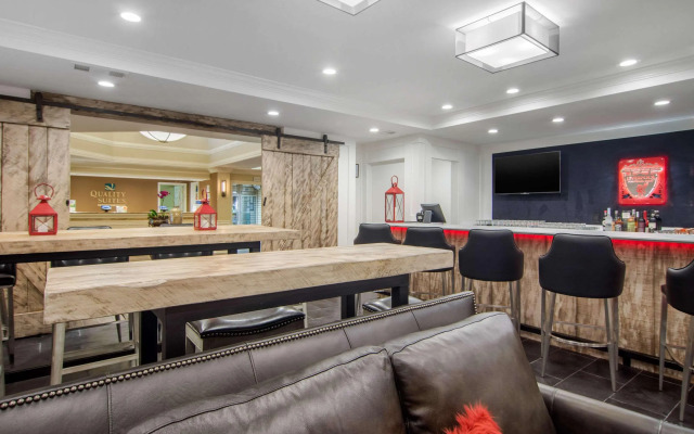 Quality Suites Atlanta Buckhead Village North
