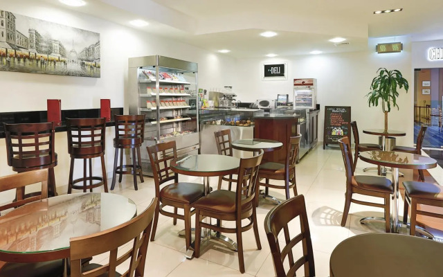 Отель Arabian Park Dubai, an Edge by Rotana Hotel