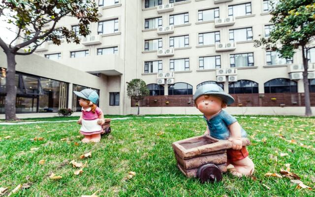 Atour Hotel Pudong Airport