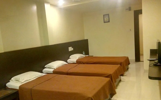 Hotel Kohinoor Square