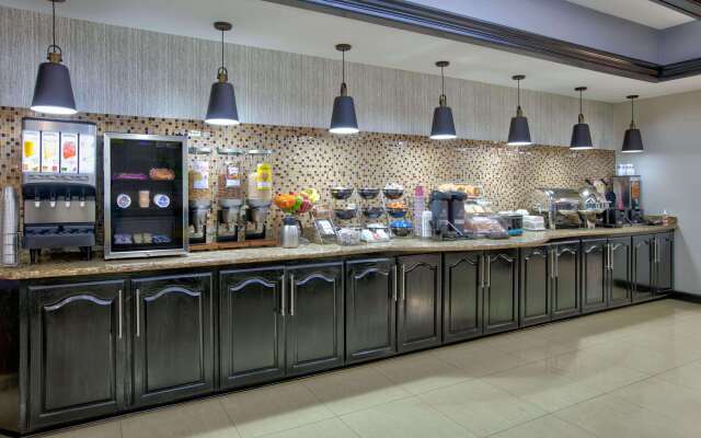 La Quinta Inn & Suites by Wyndham Little Rock - Bryant