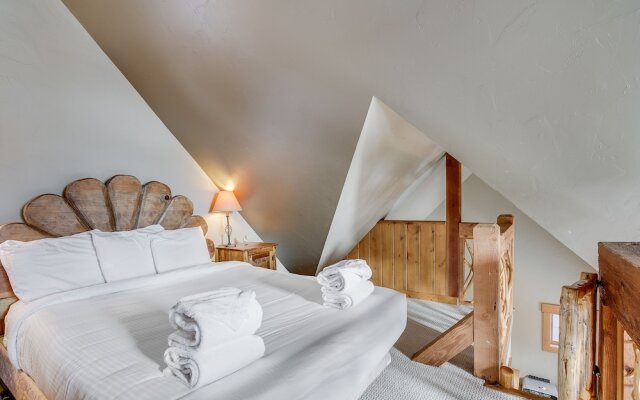 Cabin in the Pines 4