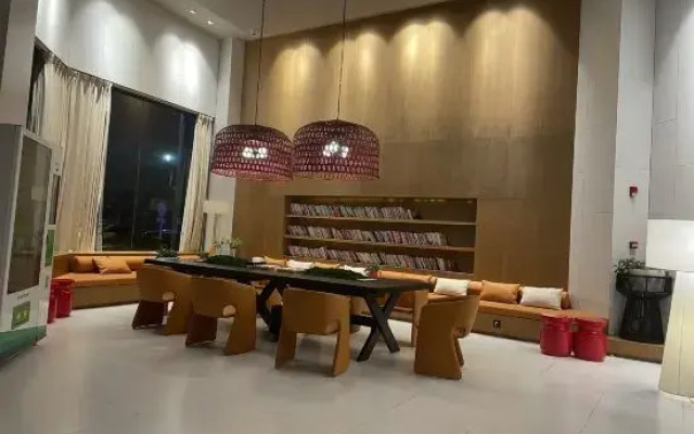 MOOJEE HOTEL(Zhongshan Dongfeng Daxin store)