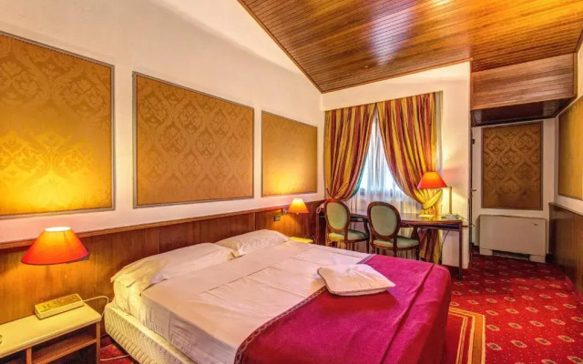 Hotel Regal