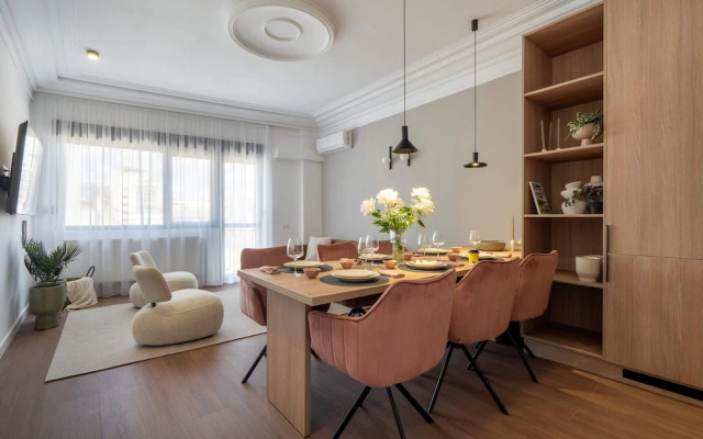 Spacious 3BR by Cismigiu Gardens