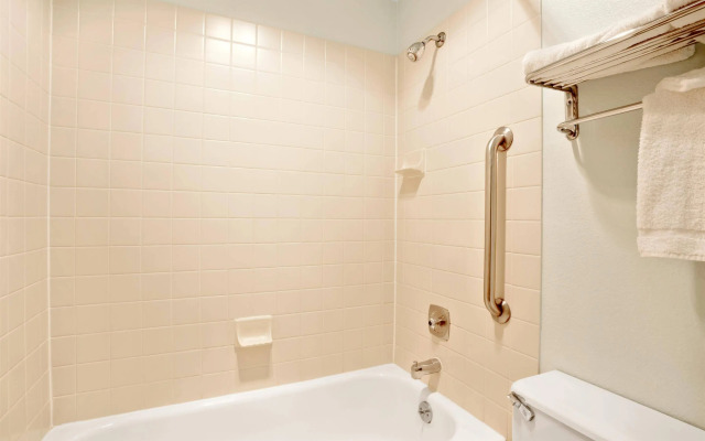 Days Inn Seattle South Tukwila