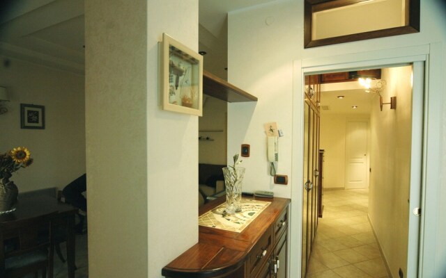 Roma Chic House - Romantic House With Jacuzzi, for Couples