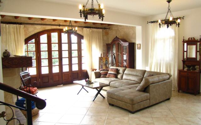 Webooking Theodora Villa