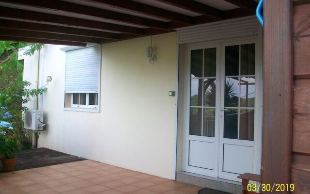 Apartment With one Bedroom in Rivière-pilote, With Enclosed Garden and