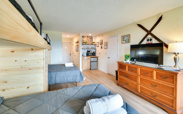 Bellaire Vacation Rental - Ski Shuttle Access!