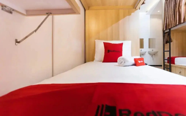 Reddoorz Hostel @ Malang City Center