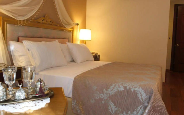 Saint John Hotel - Boutique Class